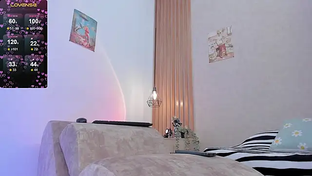 PawgGirl18 online show from February 12, 5:58 pm