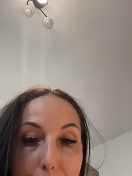 Snapshot of Carla_Angel chatting on May 29, 5:27 am Carla Angel online show from May 29, 5:27 am