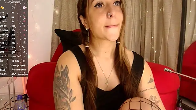 Natasha Wilde  online show from February 27, 11:38 pm