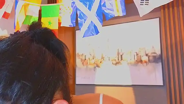 Snapshot of Alahia_Rodriguez chatting on June 21, 1:24 pm Alahia Rodriguez online show from June 21, 1:24 pm