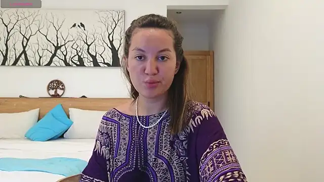 Nelly Fischer online show from November 2, 9:22 am