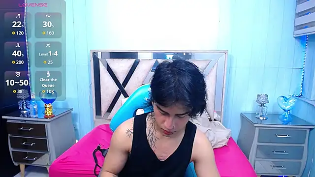 Snapshot of alex_477 chatting on July 9, 11:36 am alex 477 online show from July 9, 11:36 am