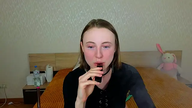 Cowell Adelina online show from April 4, 9:29 am