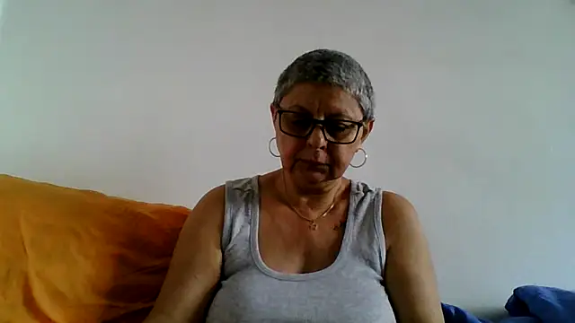 roseblak42 online show from July 13, 2:53 pm