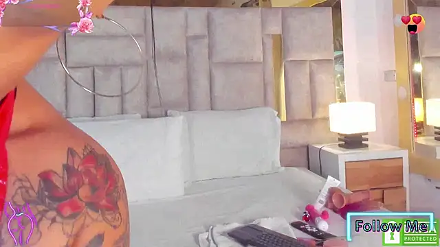 Miss Abigail  online show from March 7, 12:56 pm