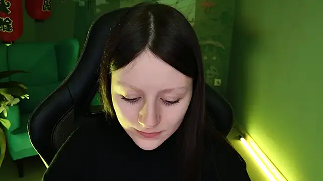 VeliraBraitberg online show from December 25, 11:22 am