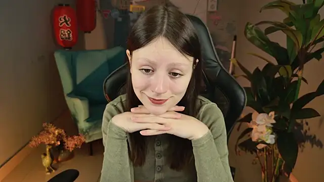 VeliraBraitberg online show from January 25, 8:10 am