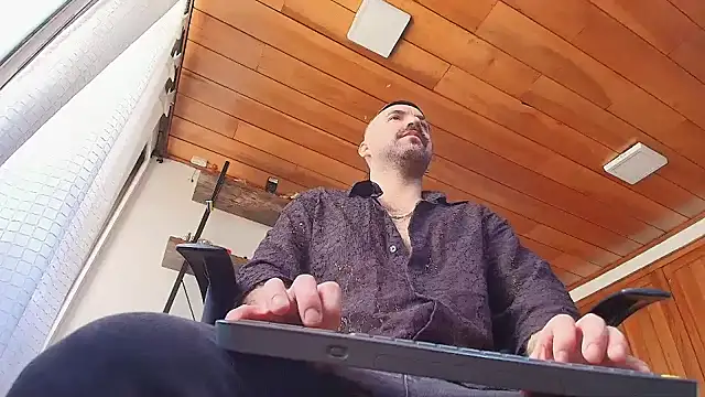 Snapshot of ADONIS_ART01 chatting on February 14, 5:43 pm ADONIS ART01 online show from February 14, 5:43 pm