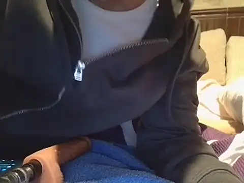 Snapshot of fransexdol chatting on March 11, 10:09 pm fransexdol online show from March 11, 10:09 pm