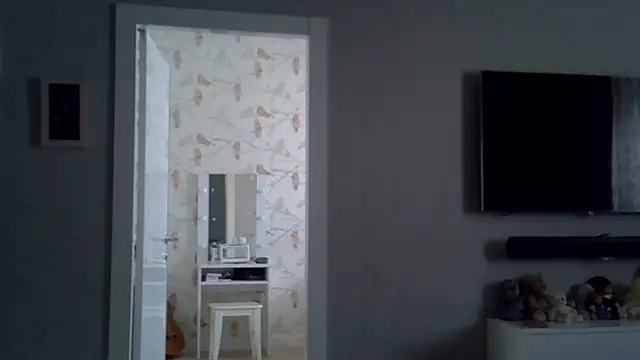 ZarinaSwift online show from July 4, 3:02 am