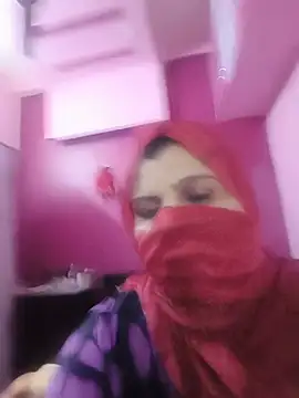 Snapshot of RESHMA_21 chatting on June 23, 8:51 pm RESHMA 21 online show from June 23, 8:51 pm