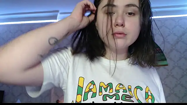 FelvivalKitty online show from January 4, 8:59 pm