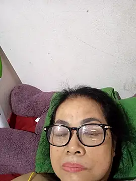 Hotestlove online show from April 18, 9:37 pm