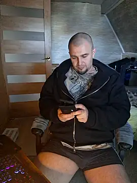 Snapshot of Foxyshaved chatting on April 30, 4:08 am Foxyshaved online show from April 30, 4:08 am