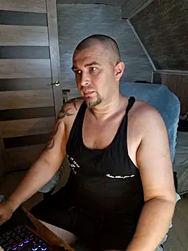 Snapshot of Foxyshaved chatting on June 3, 3:50 pm Foxyshaved online show from June 3, 3:50 pm