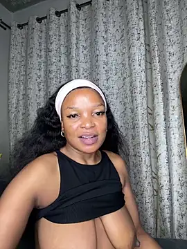 slimcateee online show from December 17, 8:04 pm