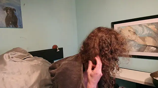 Prxscillia Tx online show from April 14, 6:47 pm