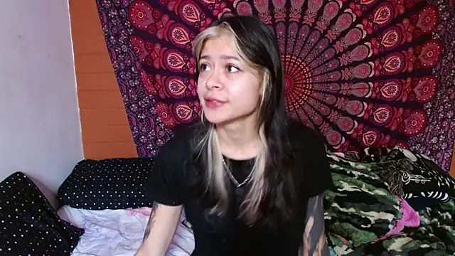 Snapshot of AbbySccott chatting on July 25, 1:30 pm AbbySccott online show from July 25, 1:30 pm