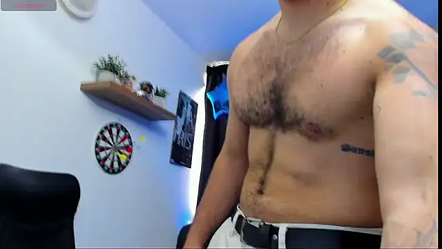 AndrewDiaz online show from December 30, 5:02 pm