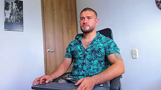 AndrewDiaz online show from September 14, 6:07 pm