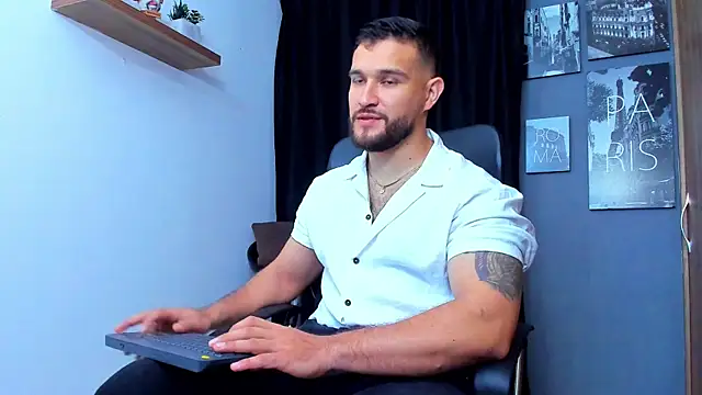 AndrewDiaz online show from November 17, 7:47 am