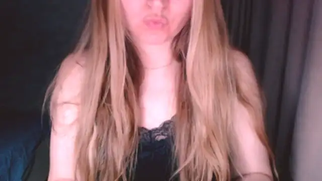 fiona cute 2 online show from May 11, 8:06 pm