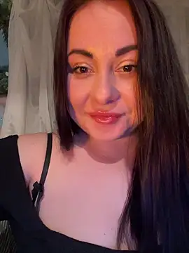 DaisyStreet online show from April 18, 7:58 pm