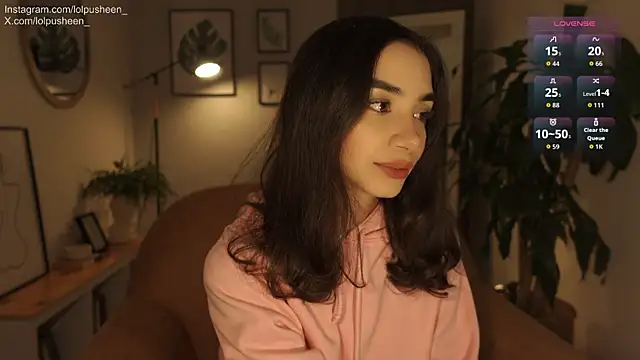 JulietteDee online show from January 12, 10:15 pm