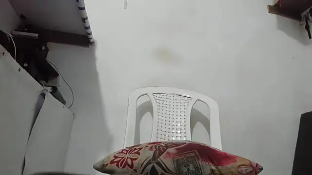 hugo3918  online show from November 19, 12:21 am