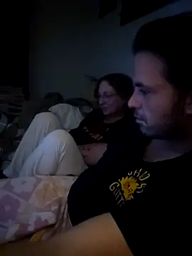 Snapshot of pumpitup123 chatting on November 4, 5:50 am pumpitup123 online show from November 4, 5:50 am