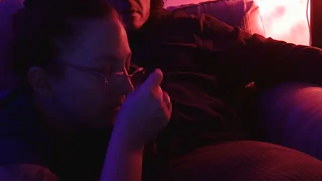 Snapshot of pumpitup123 chatting on March 17, 2:49 am pumpitup123 online show from March 17, 2:49 am