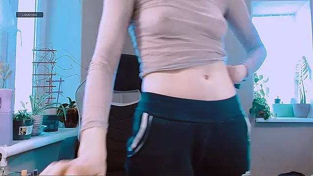 RosaJil online show from March 7, 2:36 pm