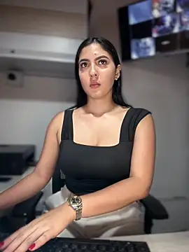 MarianaBenz online show from April 11, 11:53 pm