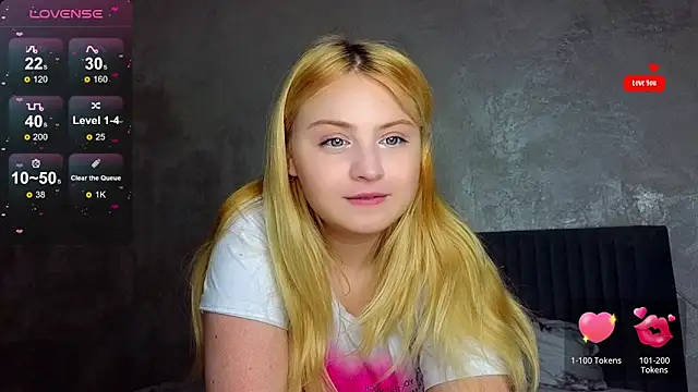 shy blondiee online show from March 16, 11:47 pm