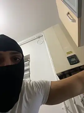 marianmin online show from October 31, 4:19 pm