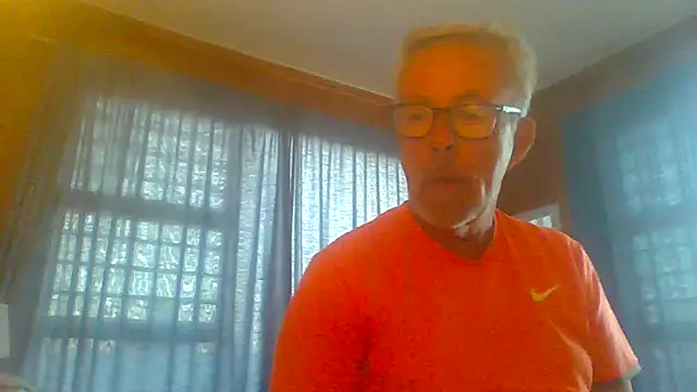 tuggy59 online show from September 23, 4:37 am