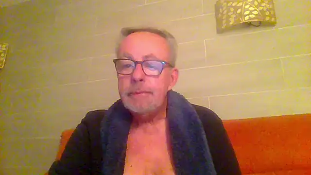 tuggy59 online show from February 24, 5:27 am