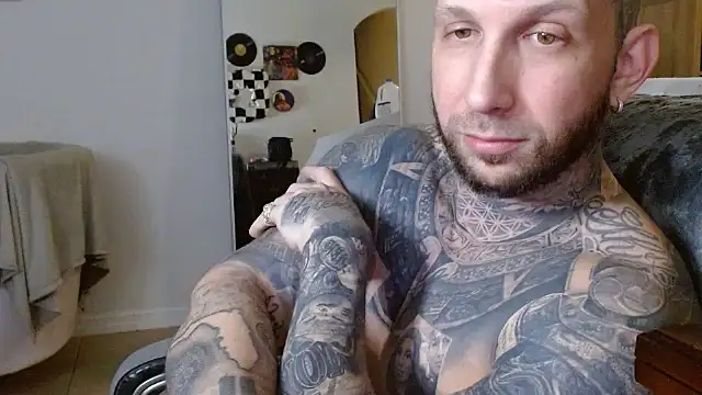 bobbybacala91 online show from September 9, 4:01 am