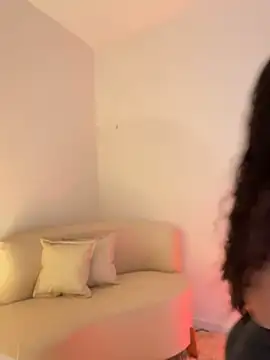 Snapshot of anniesweet02 chatting on June 3, 10:59 pm anniesweet02 online show from June 3, 10:59 pm