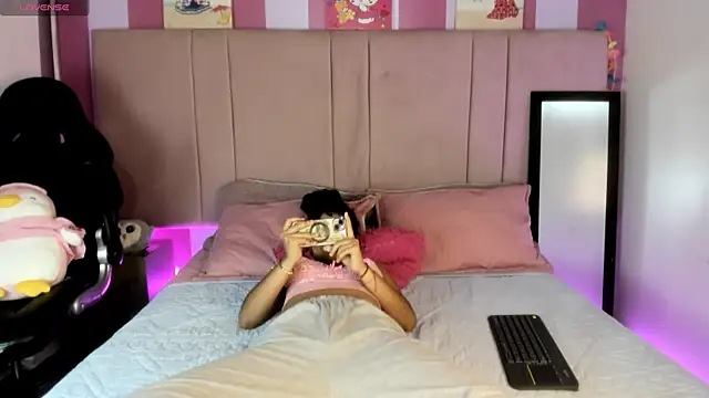 Snapshot of Winnifer_Gonzal chatting on March 6, 7:25 am Winnifer Gonzal online show from March 6, 7:25 am