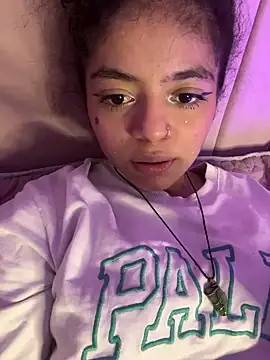 Snapshot of Winnifer_Gonzal chatting on March 13, 5:33 am Winnifer Gonzal online show from March 13, 5:33 am