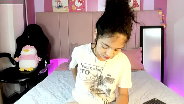 Snapshot of Winnifer_Gonzal chatting on March 14, 3:48 am Winnifer Gonzal online show from March 14, 3:48 am