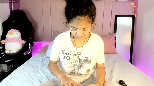 Snapshot of Winnifer_Gonzal chatting on March 14, 6:53 am Winnifer Gonzal online show from March 14, 6:53 am