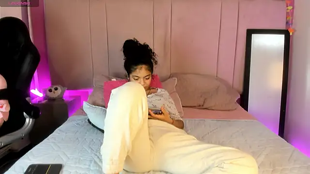 Snapshot of Winnifer_Gonzal chatting on March 16, 7:37 am Winnifer Gonzal online show from March 16, 7:37 am