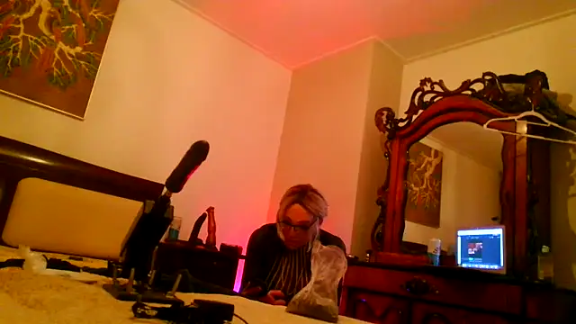 CharlotteVixxens online show from February 22, 11:47 pm