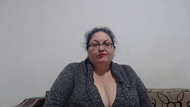 Snapshot of Nykyxo chatting on May 11, 4:04 pm Nykyxo online show from May 11, 4:04 pm