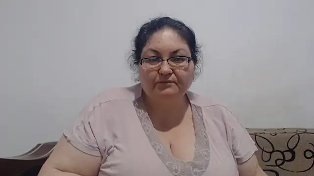 Snapshot of Nykyxo chatting on July 6, 12:40 am Nykyxo online show from July 6, 12:40 am