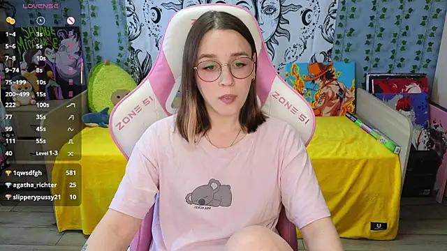 Sweet frosti online show from March 17, 5:23 am