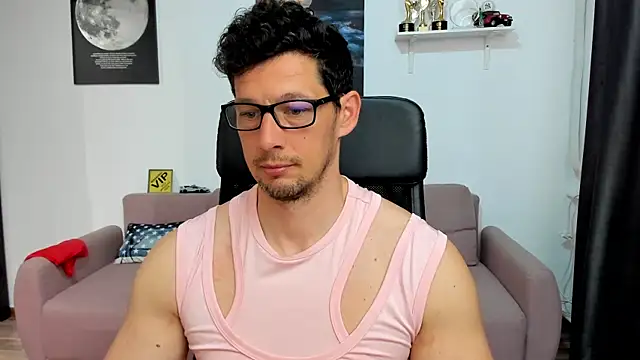 BrutusK08 online show from April 21, 6:09 am