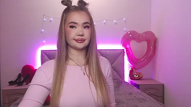 Snapshot of StacyYellig chatting on February 19, 9:33 pm StacyYellig online show from February 19, 9:33 pm